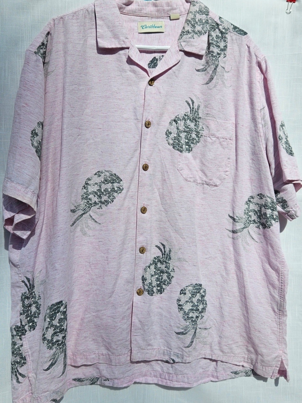 Caribbean Light Pink Pineapple Print Short Sleeve Button-Up Shirt Sz XL